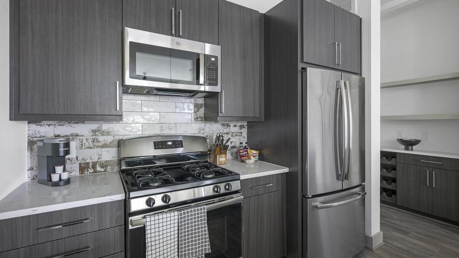Landing - Modern Apartment With Amazing Amenities Х'юстон Екстер'єр фото
